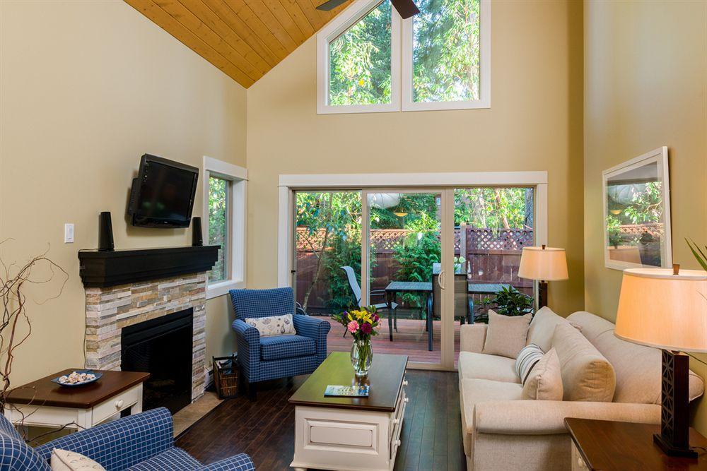 Oceanside Village Resort Parksville Zewnętrze zdjęcie