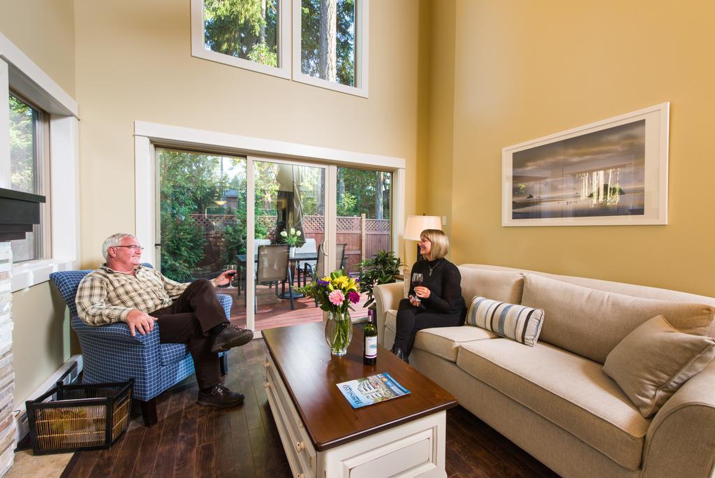 Oceanside Village Resort Parksville Zewnętrze zdjęcie